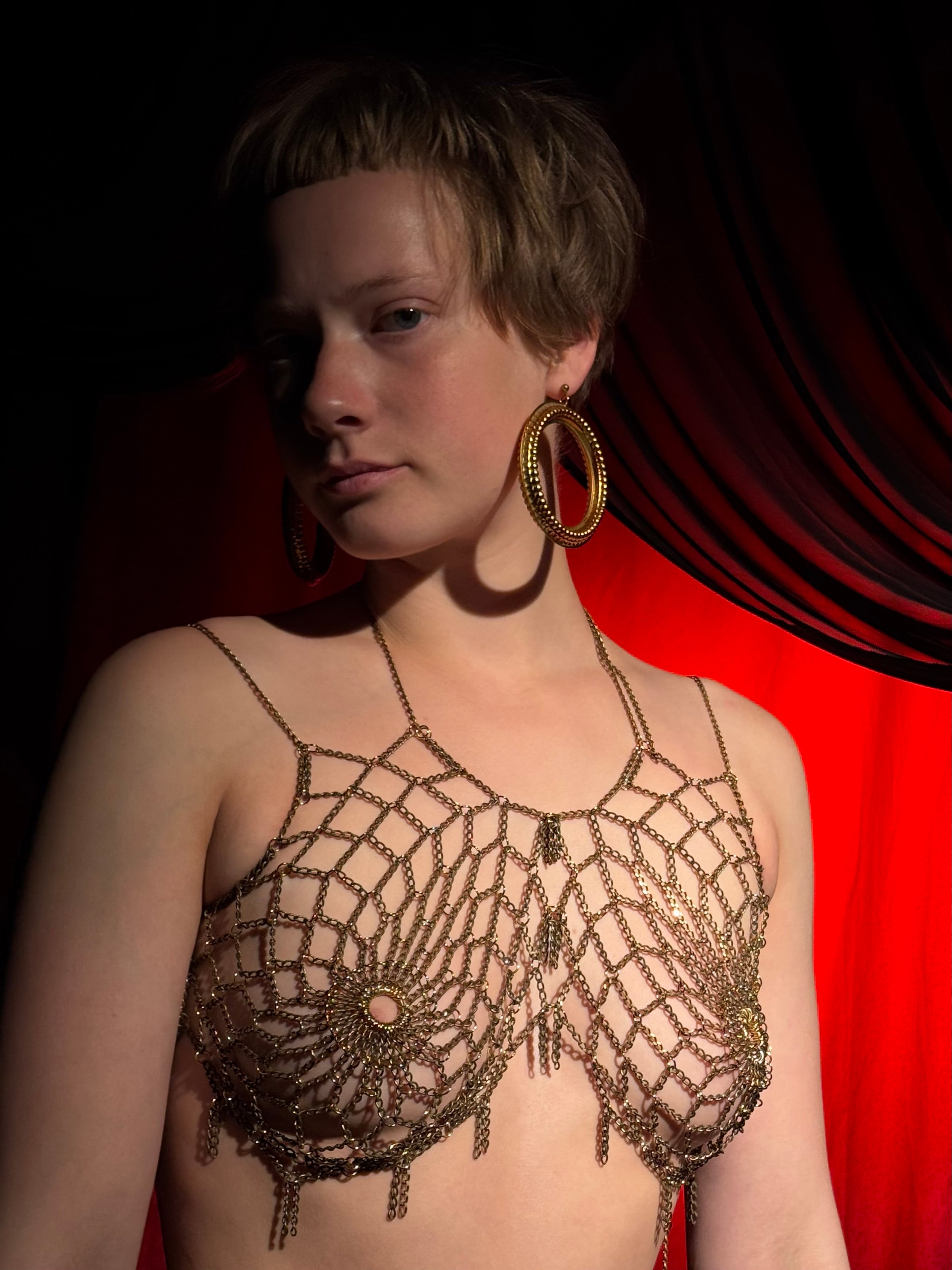 Sacred Chest bijoux de poitrine