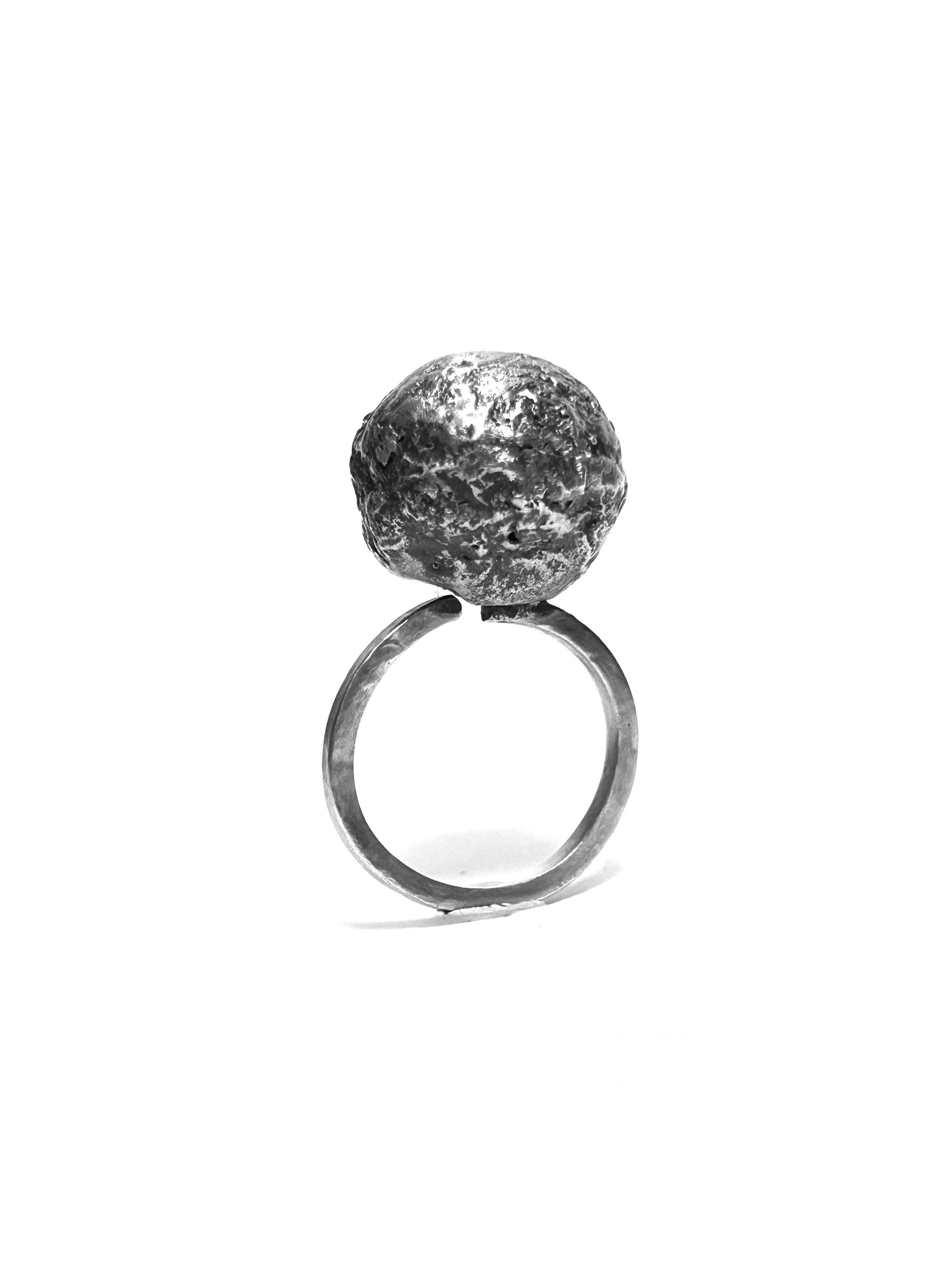 Asteroeidēs ring